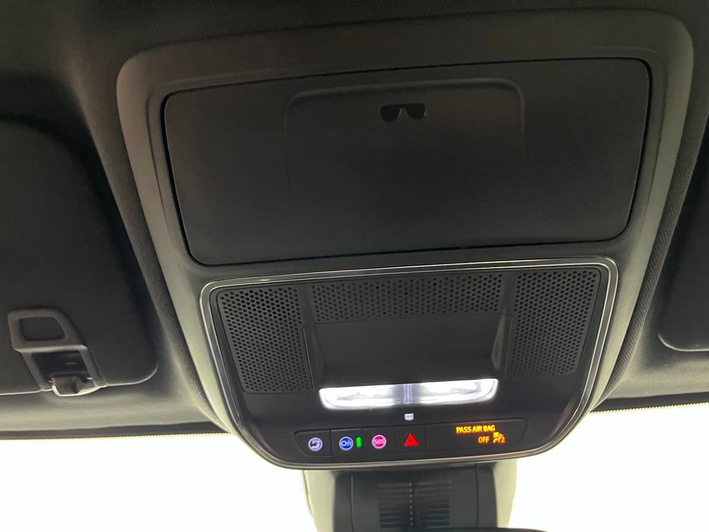 New 2027 Chevrolet Equinox RS w/ Convenience Package III FWD image 24