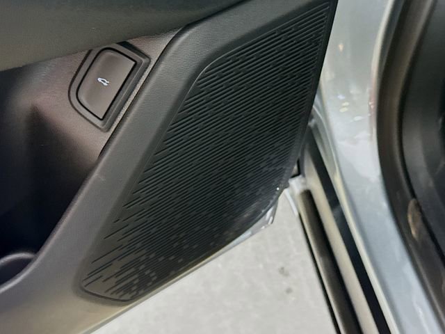 New 2026 Chevrolet Equinox LT image 19