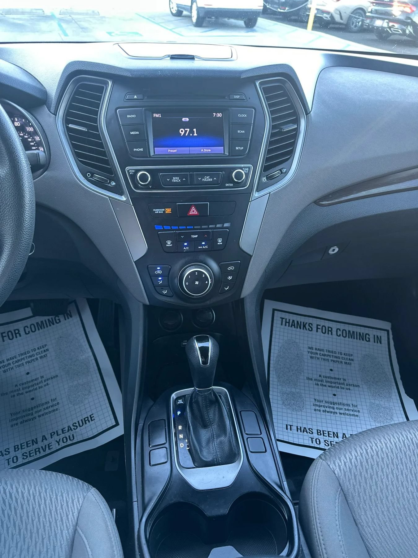 Used 2017 Hyundai Santa Fe Sport FWD image 23