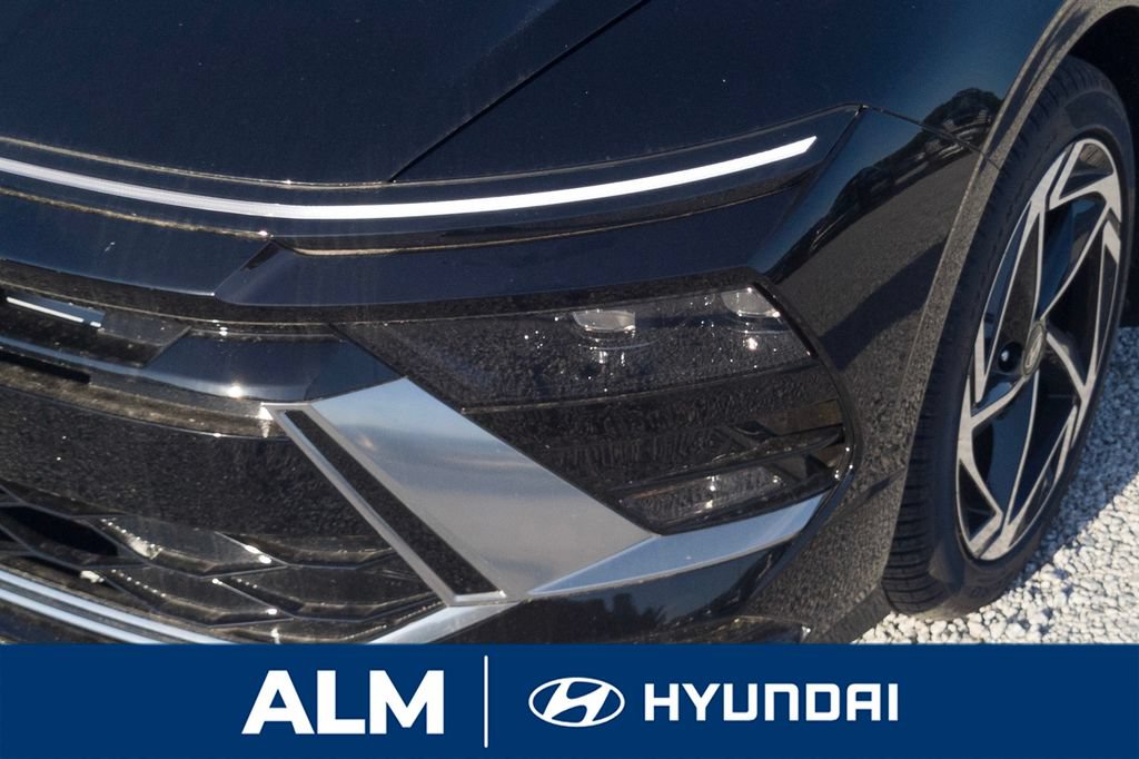 New 2026 Hyundai Sonata SEL FWD image 11