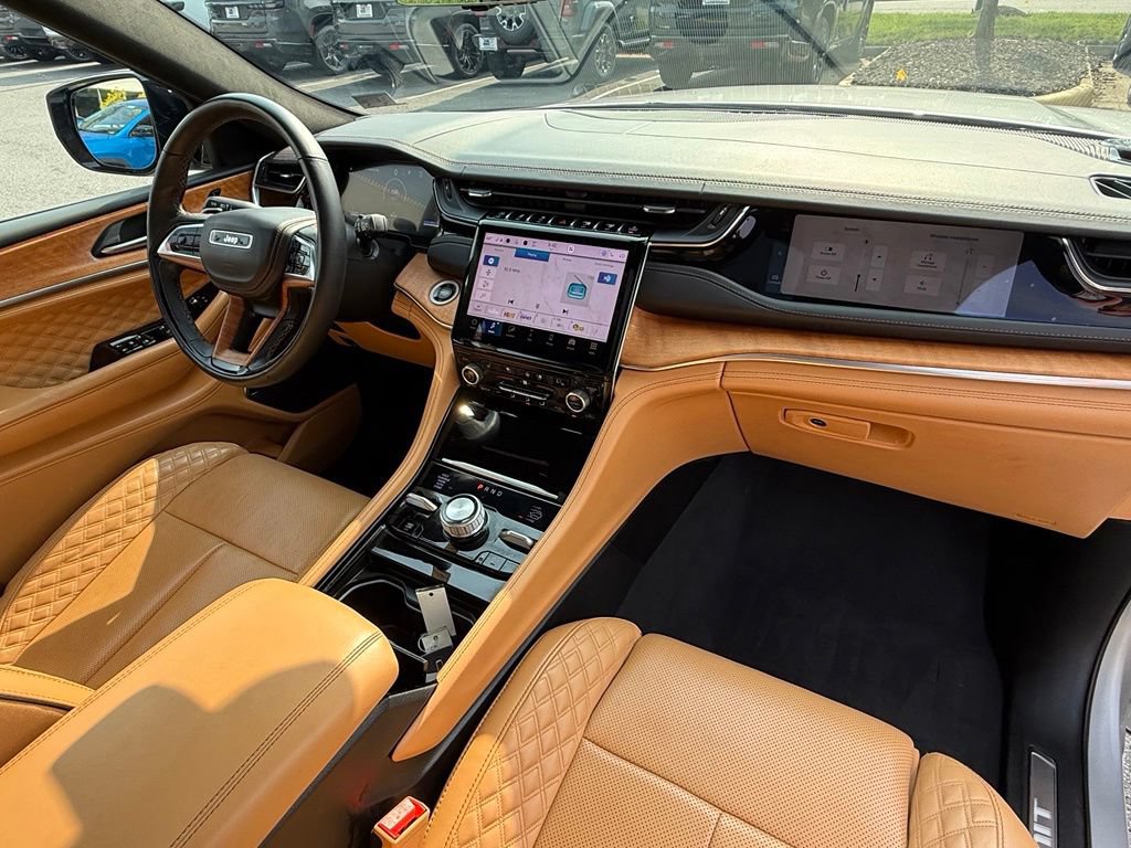 Certified 2023 Jeep Grand Cherokee L Summit AWD/4WD image 22