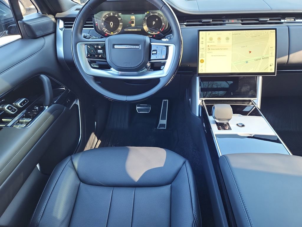 New 2026 Land Rover Range Rover SE image 4