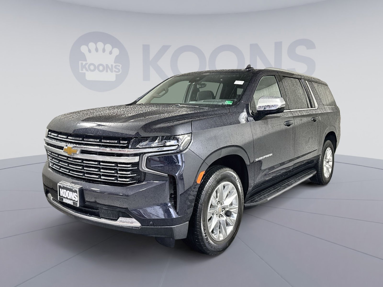 Used 2023 Chevrolet Suburban Premier image 1