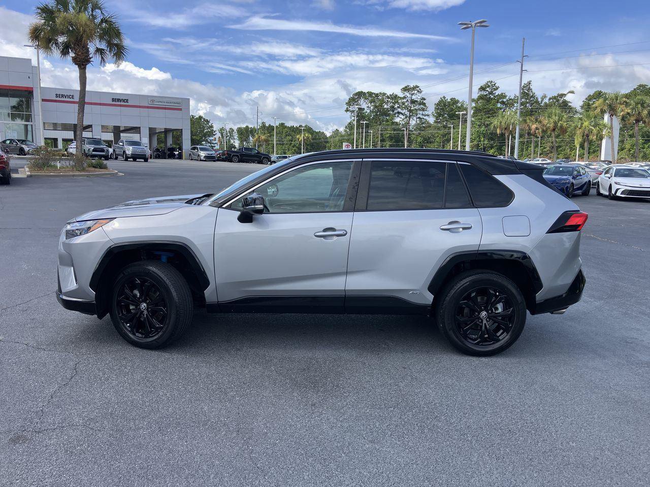 Used 2023 Toyota RAV4 XSE w/ XSE Grade Weather Package AWD/4WD image 2