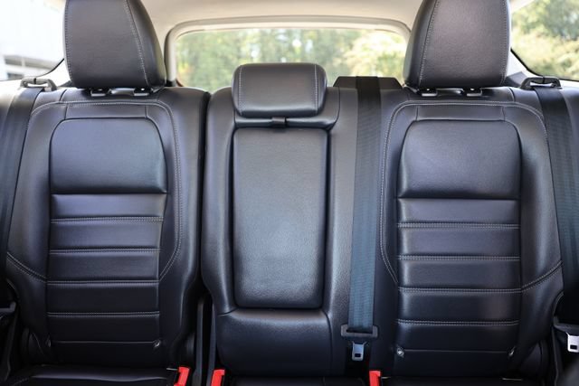 Used 2019 Ford Escape SEL AWD/4WD image 36
