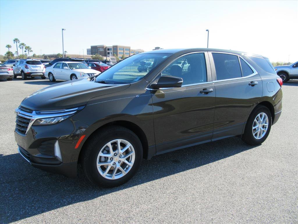 Used 2023 Chevrolet Equinox LT image 4