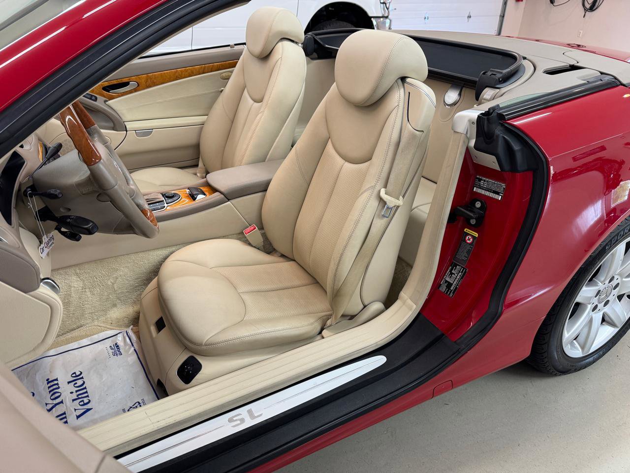 Used 2004 Mercedes-Benz SL 500 image 9