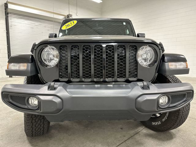 Used 2023 Jeep Gladiator Sport AWD/4WD image 10