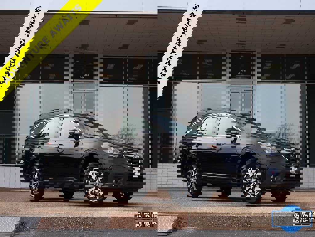 Used 2022 Subaru Outback Premium image 1