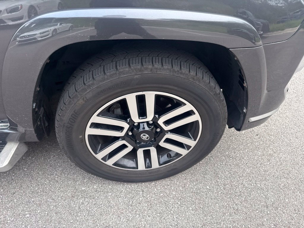 Used 2018 Toyota 4Runner Limited AWD/4WD image 14