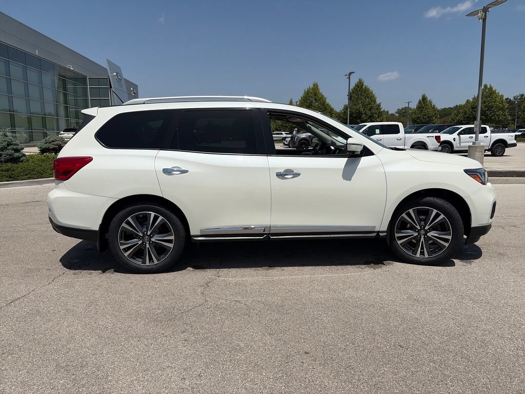 Used 2017 Nissan Pathfinder Platinum w/ Cargo Package AWD/4WD image 8
