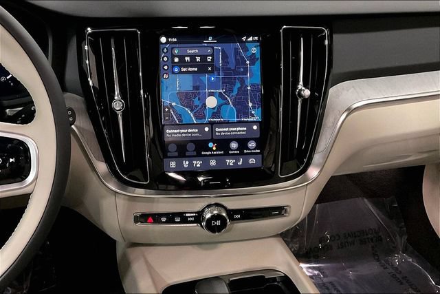 New 2026 Volvo V60 B5 Cross Country Plus w/ Climate Package AWD/4WD image 7