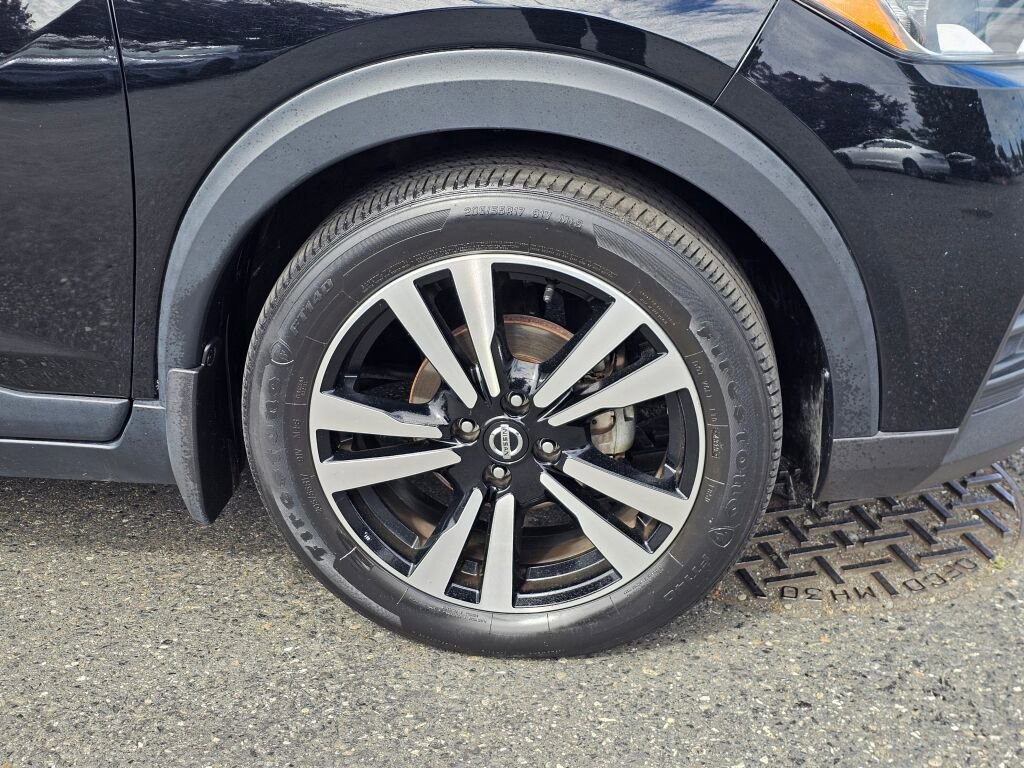 Used 2020 Nissan Kicks SV w/ Exterior Package FWD image 9