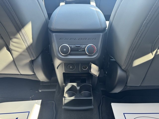New 2025 Ford Explorer Active w/ Active Comfort Package image 31