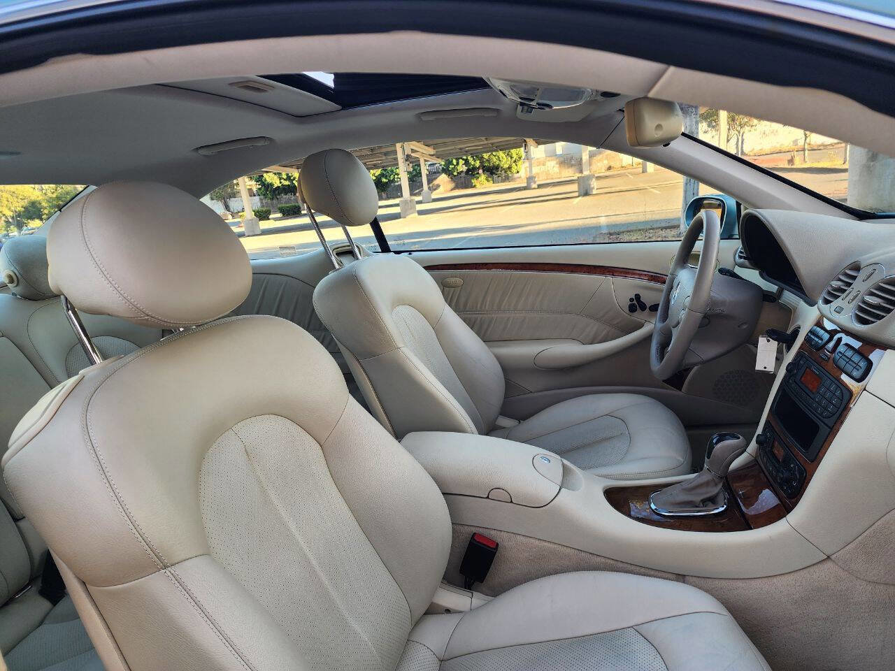 Used 2004 Mercedes-Benz CLK 320 Coupe image 22