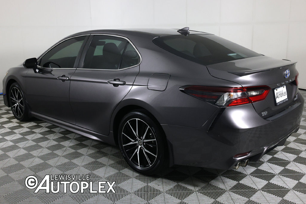Used 2023 Toyota Camry SE FWD image 7