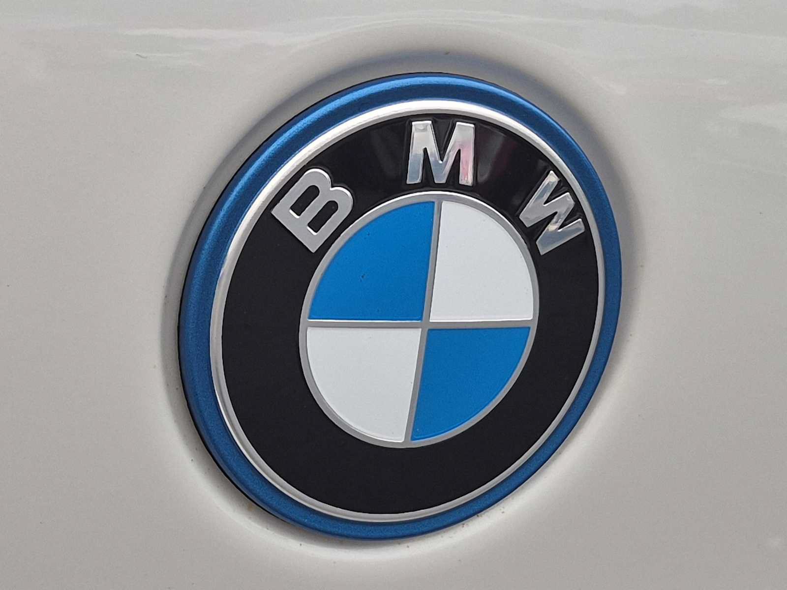 Used 2024 BMW X5 xDrive50e w/ Executive Package AWD/4WD image 12
