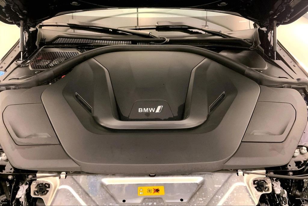 Certified 2023 BMW i4 eDrive35 RWD image 9