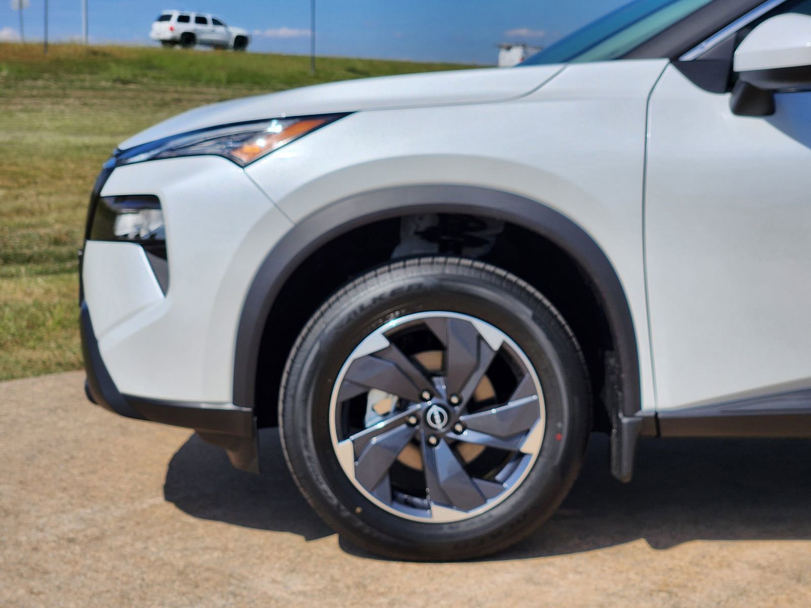 New 2026 Nissan Rogue SV w/ SV Premium Package image 10