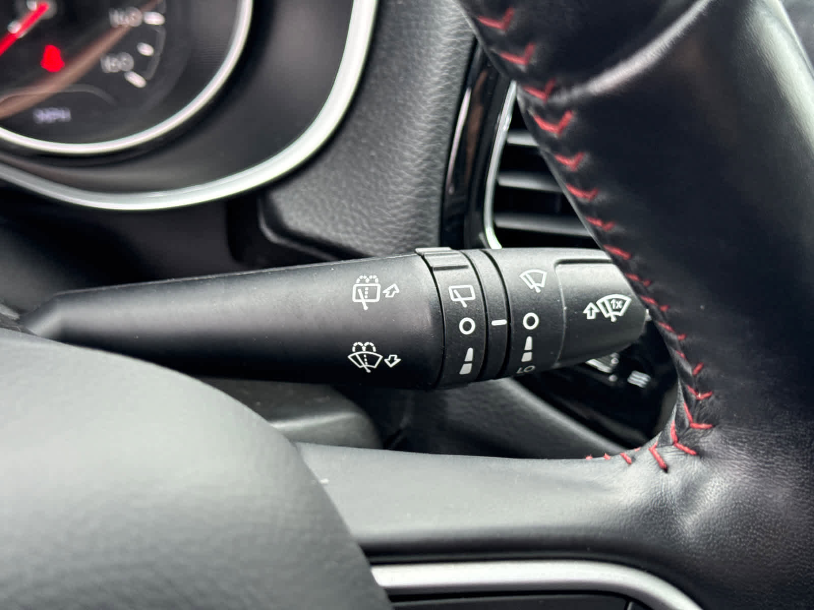 Used 2020 Jeep Compass Limited image 19