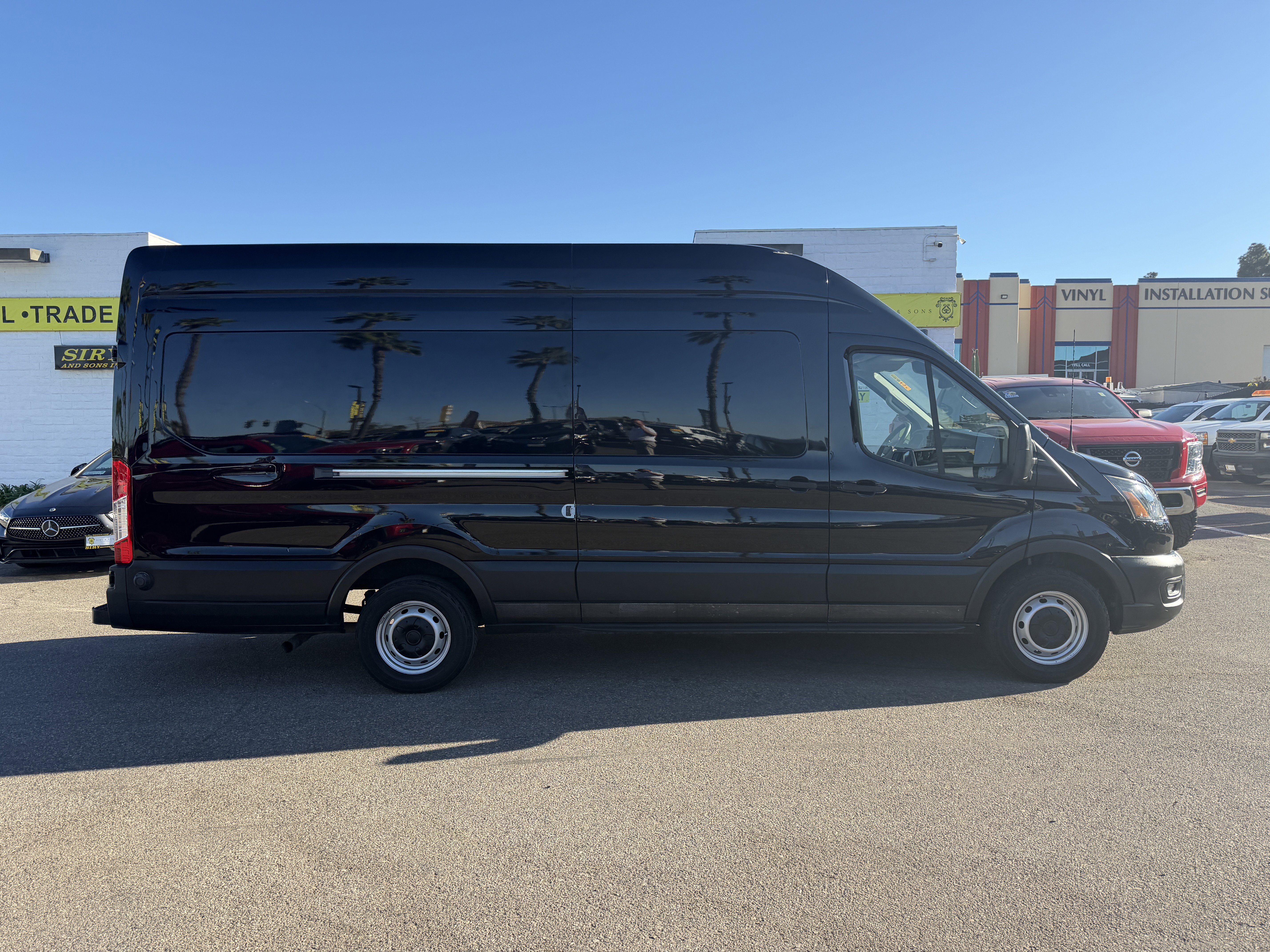 Used 2020 Ford Transit 250 148 High Roof Extended w/ Load Area Protection Package image 2