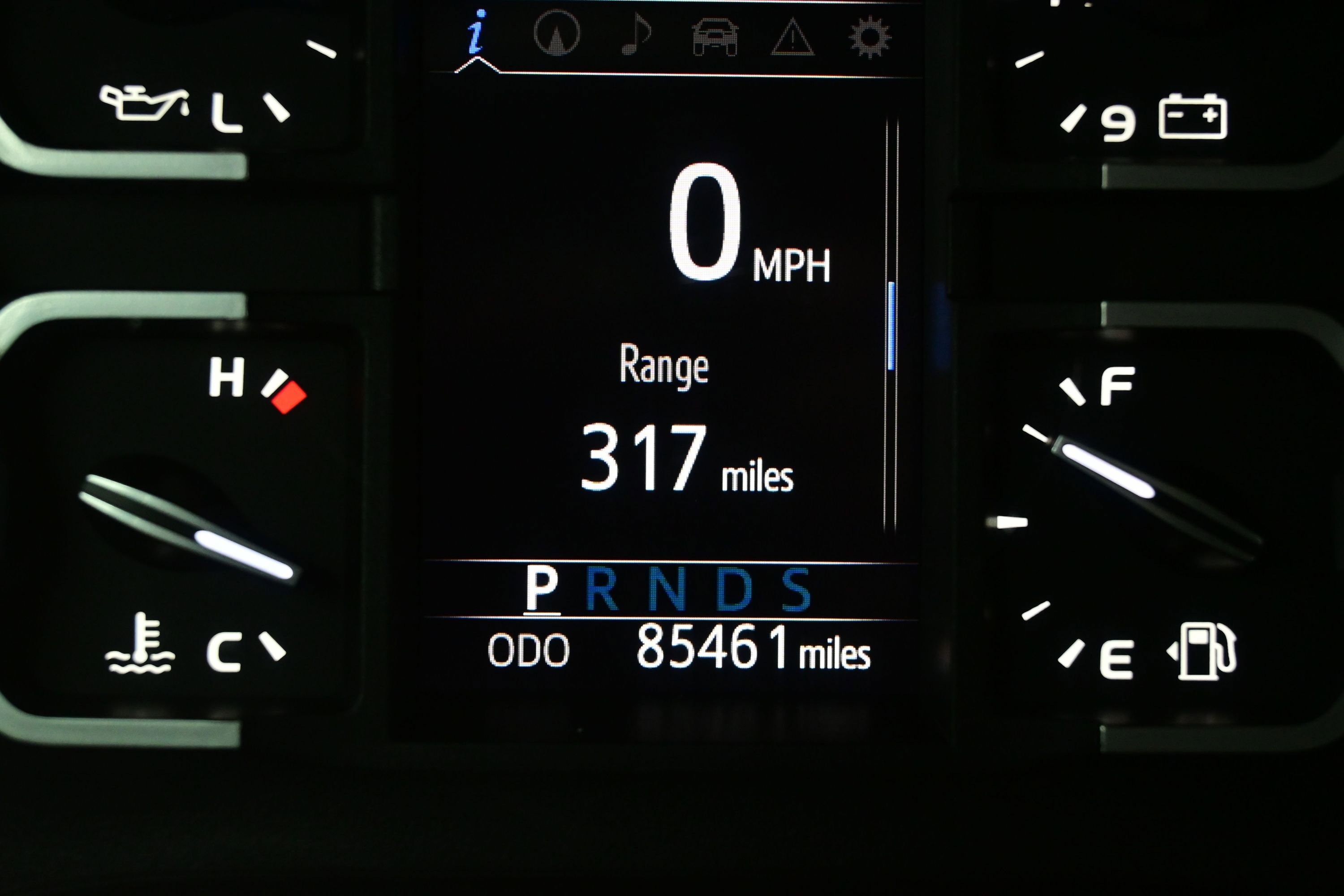 Used 2020 Toyota Tundra Limited w/ Limited Premium Package AWD/4WD image 26