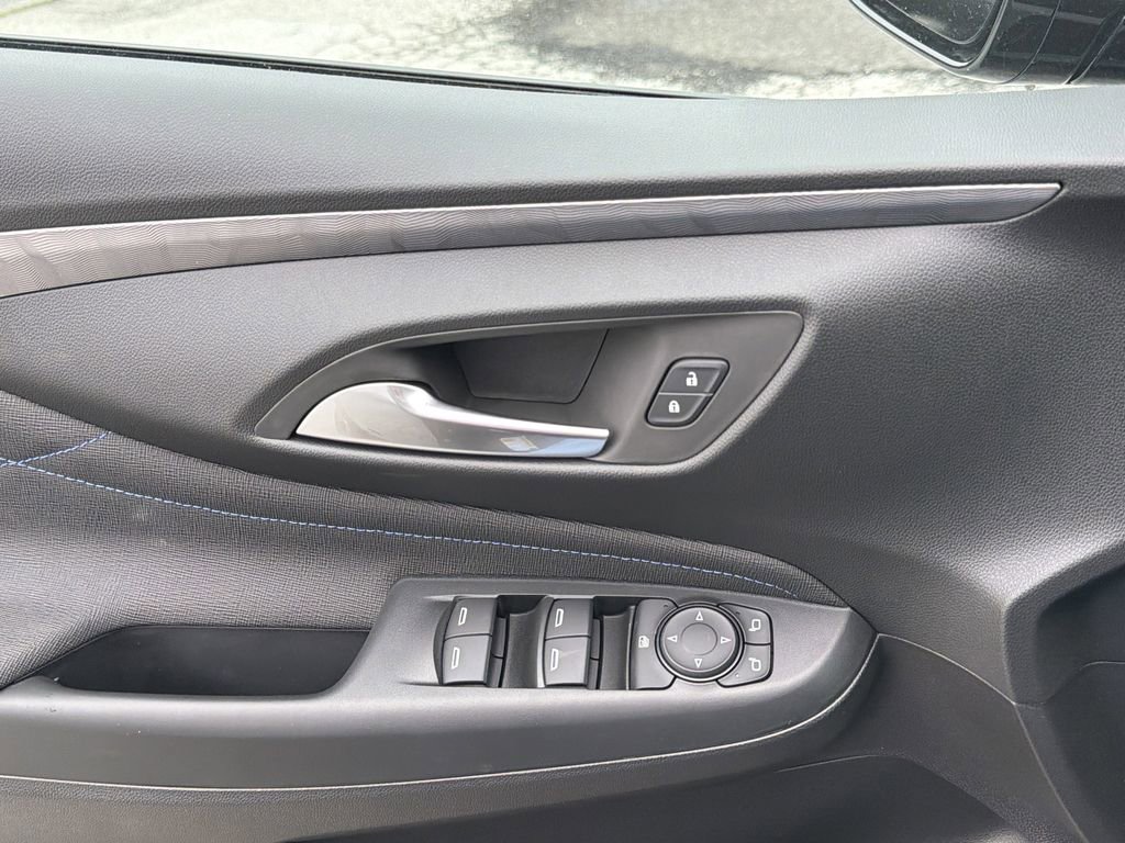 New 2026 Buick Envista Sport Touring FWD image 17