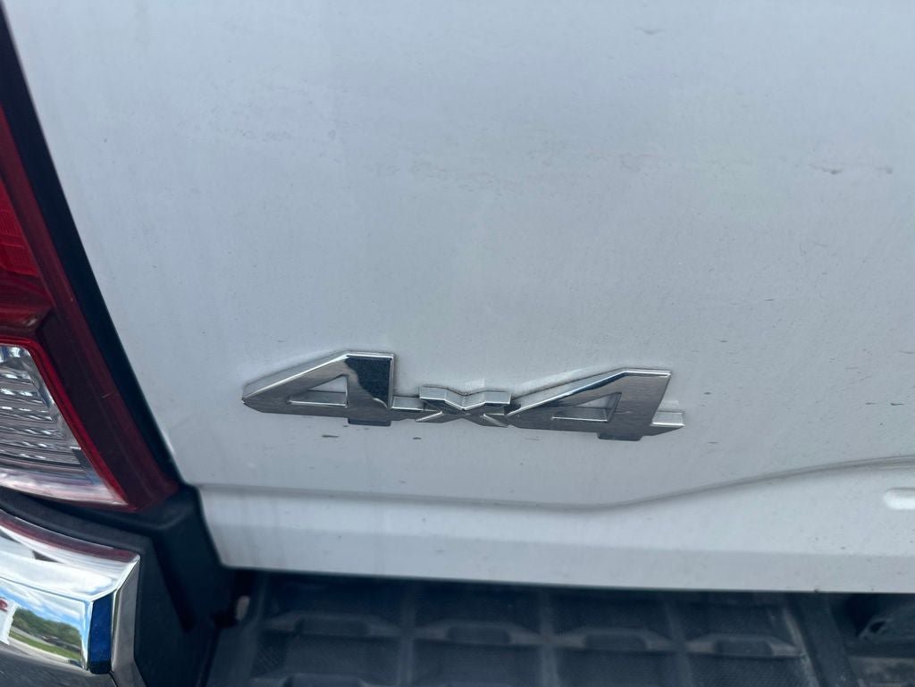 Used 2019 Toyota Tacoma SR5 AWD/4WD image 7