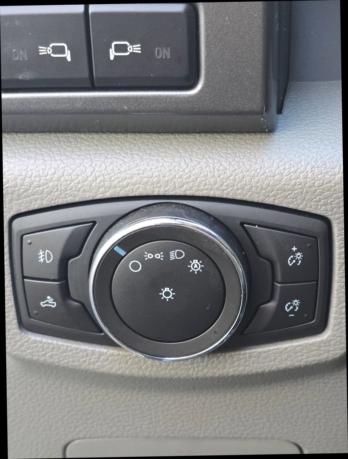 Used 2022 Ford F250 XLT w/ XLT Value Package image 19