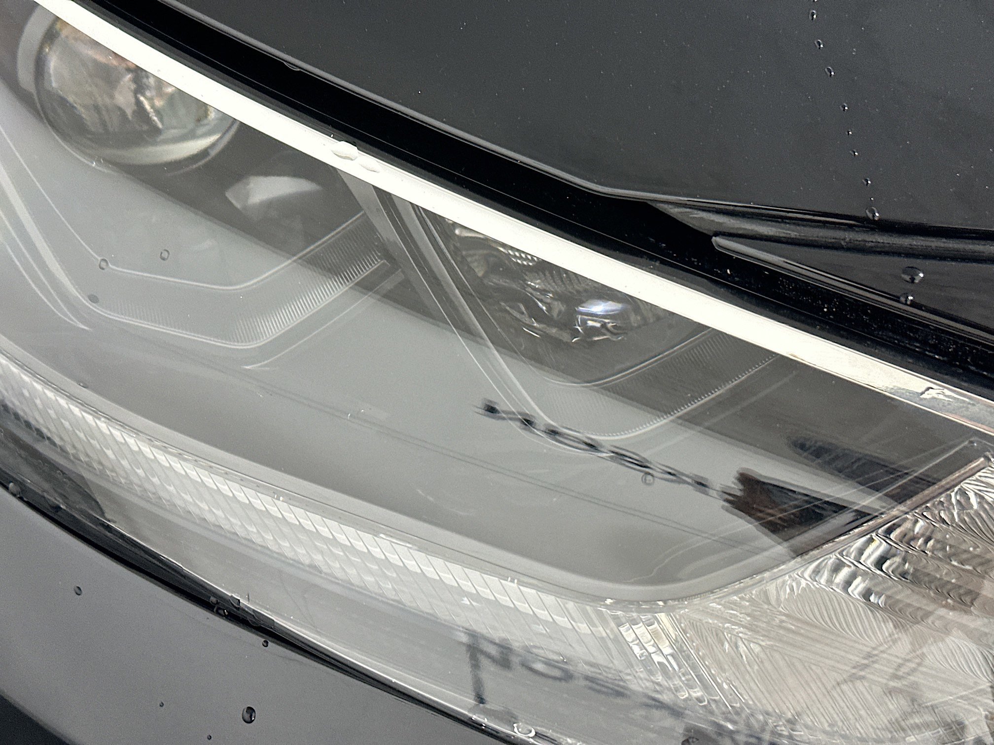 Used 2021 Toyota Highlander L image 9