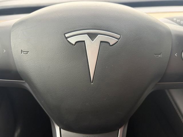 Used 2023 Tesla Model 3 Standard Range RWD image 7