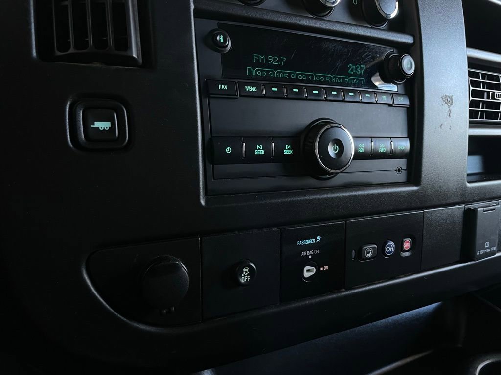 Used 2023 GMC Savana 2500 Work Van w/ Driver Convenience Package image 26