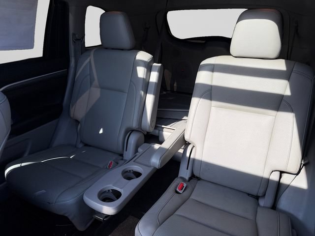 Used 2019 Toyota Highlander Limited Platinum AWD/4WD image 13
