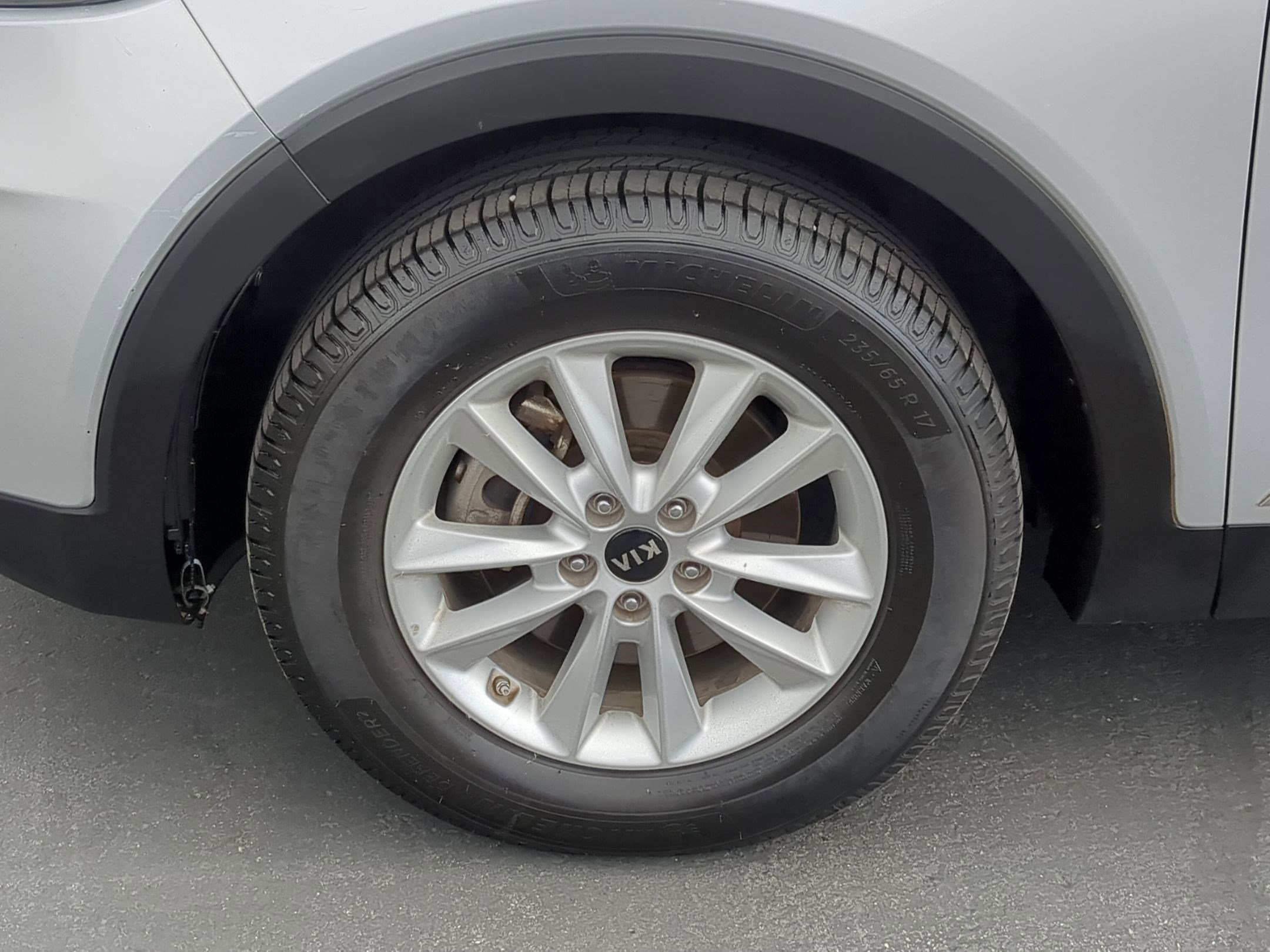 Used 2019 Kia Sorento LX V6 image 13