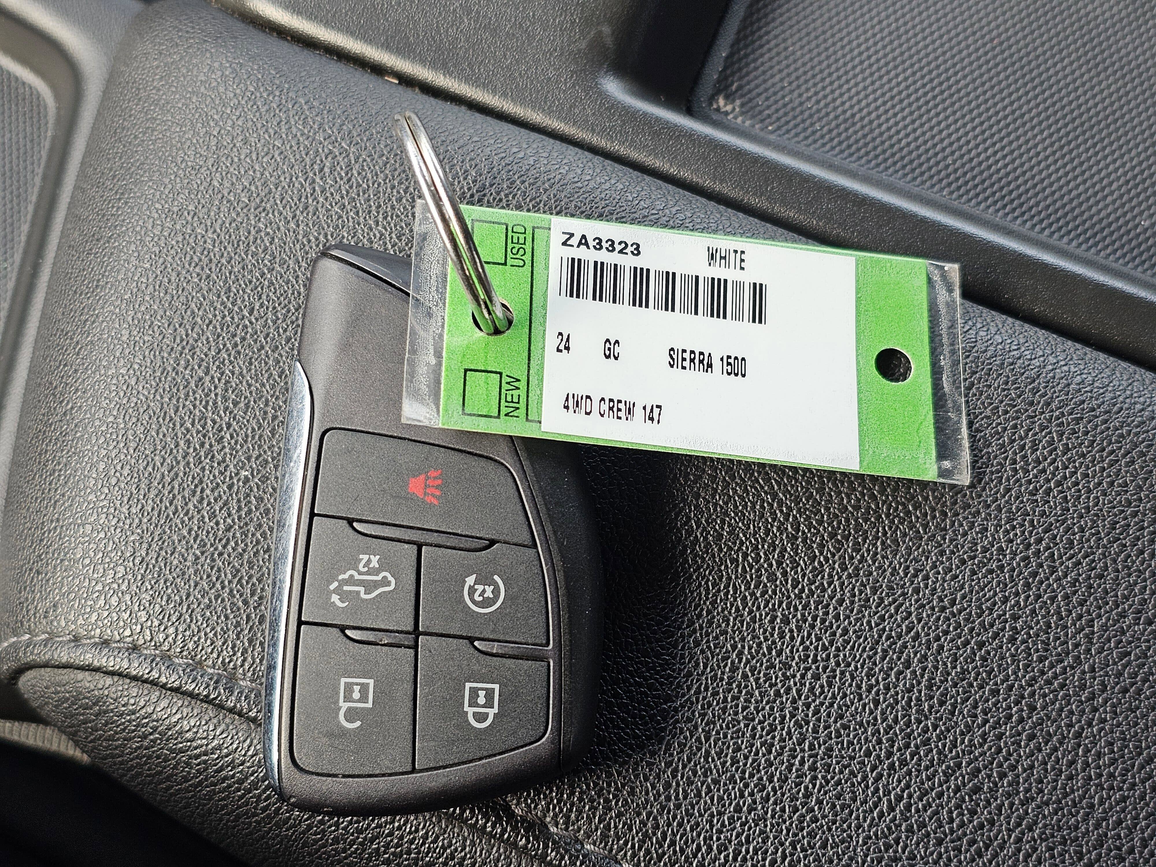 Used 2024 GMC Sierra 1500 Elevation w/ LPO, Elevation Black Package image 31