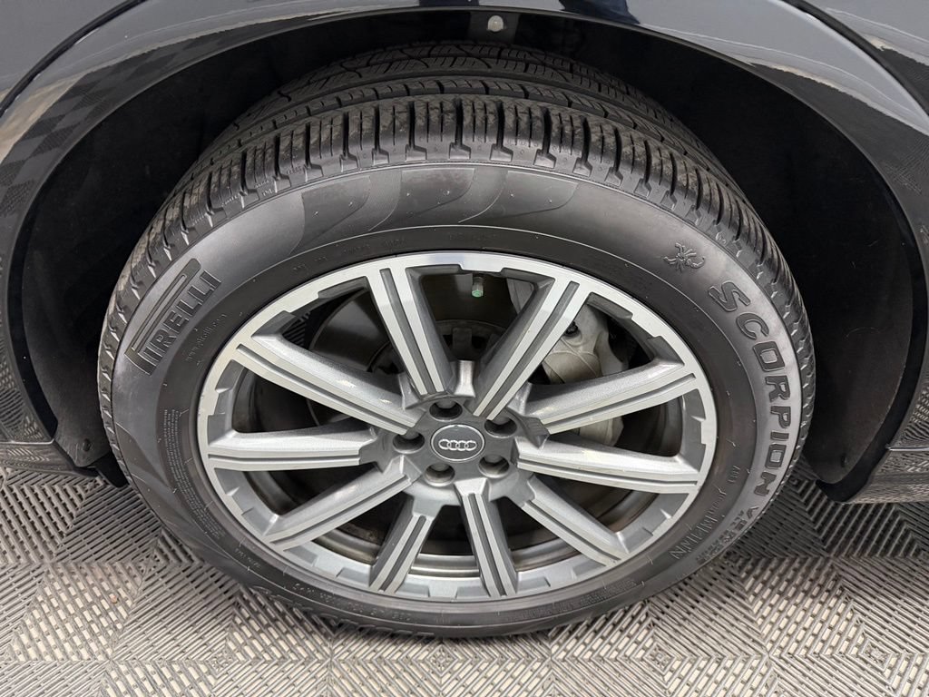 Used 2018 Audi Q7 2.0T Premium Plus w/ Premium Plus Package AWD/4WD image 21