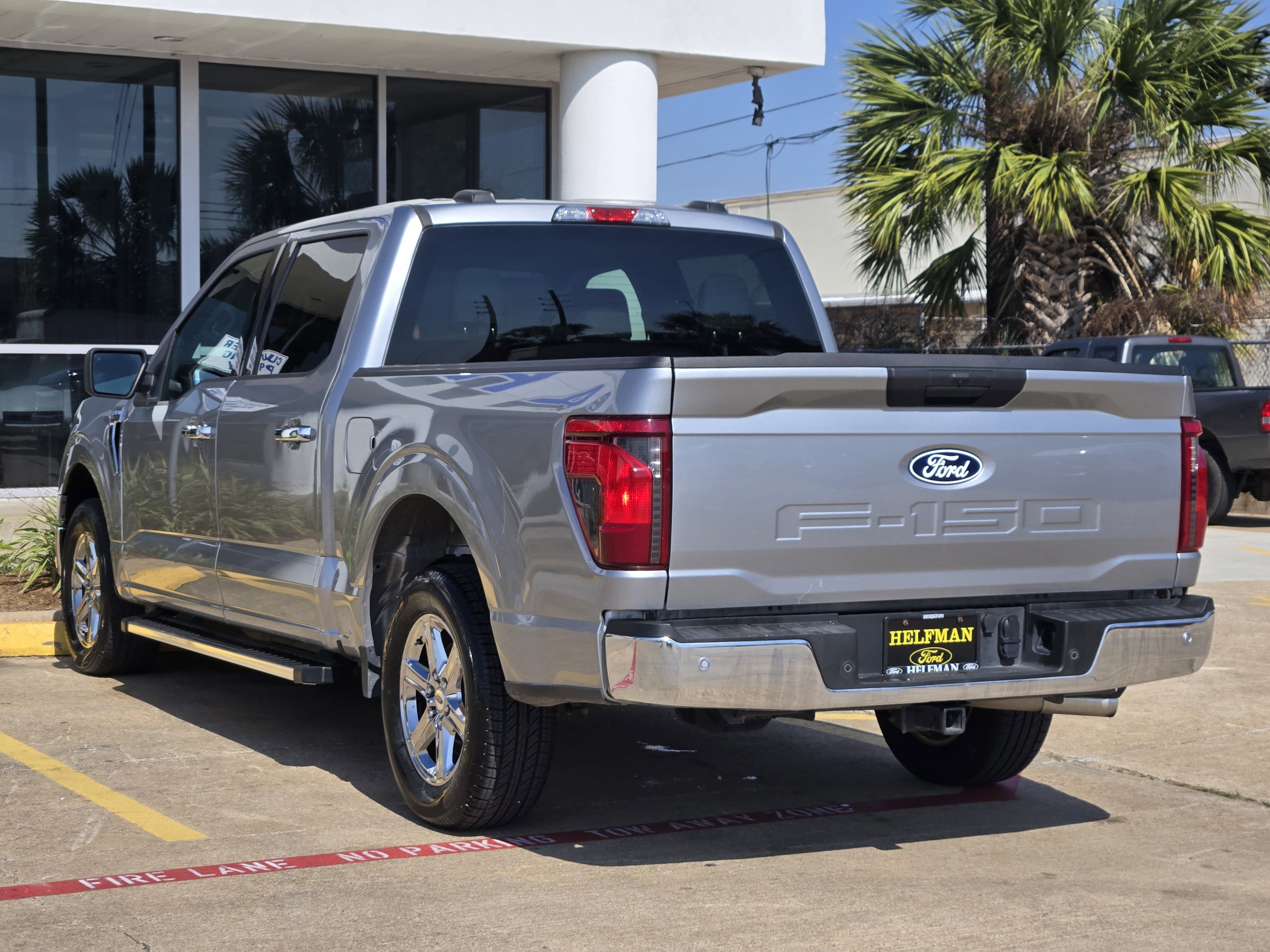 Used 2025 Ford F150 XLT w/ Equipment Group 301A Standard image 4