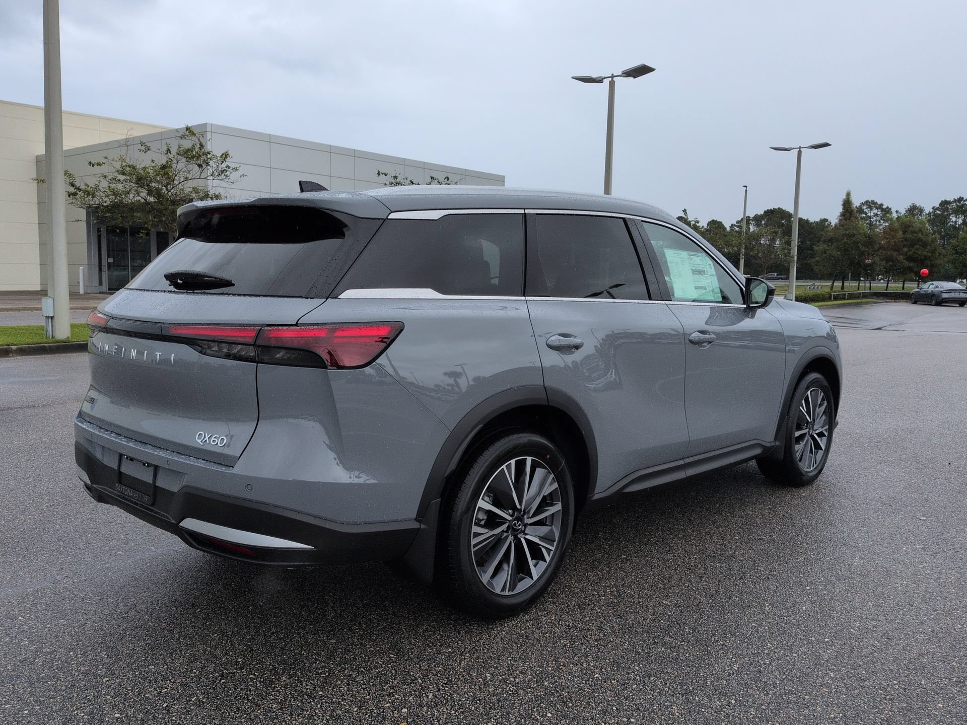 New 2027 INFINITI QX60 Luxe w/ Cargo Package FWD image 5