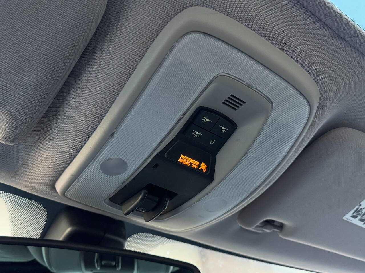 Used 2010 Volvo XC70 3.2 image 24