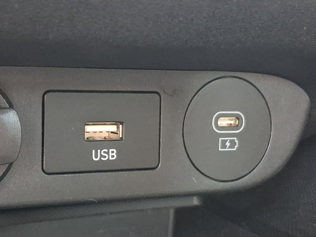 Certified 2024 Hyundai Elantra SEL FWD image 26