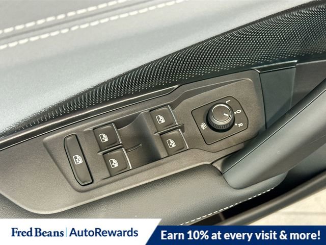 New 2026 Volkswagen Tiguan SE R-Line image 15