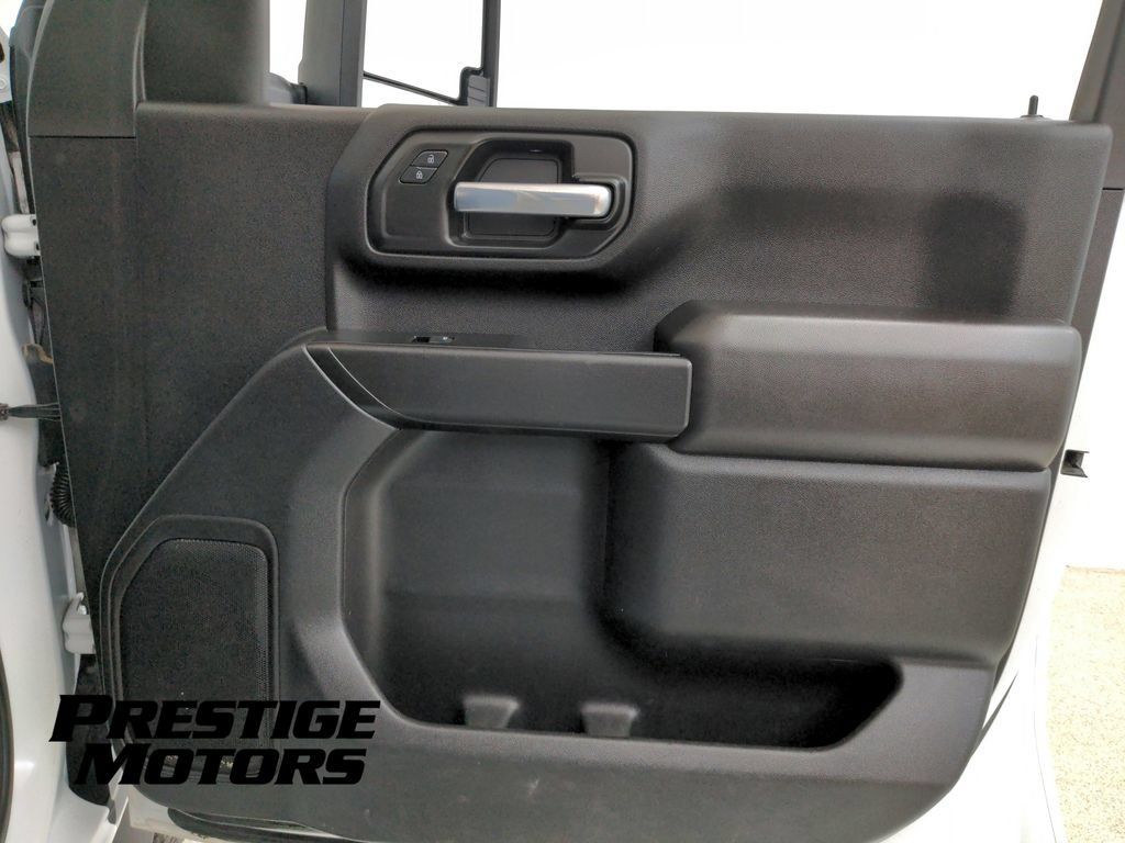 Used 2021 Chevrolet Silverado 2500 W/T AWD/4WD image 25
