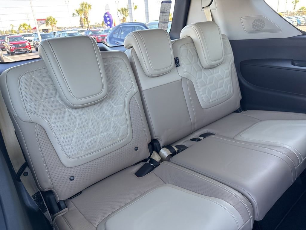 New 2026 Nissan Armada Platinum image 29