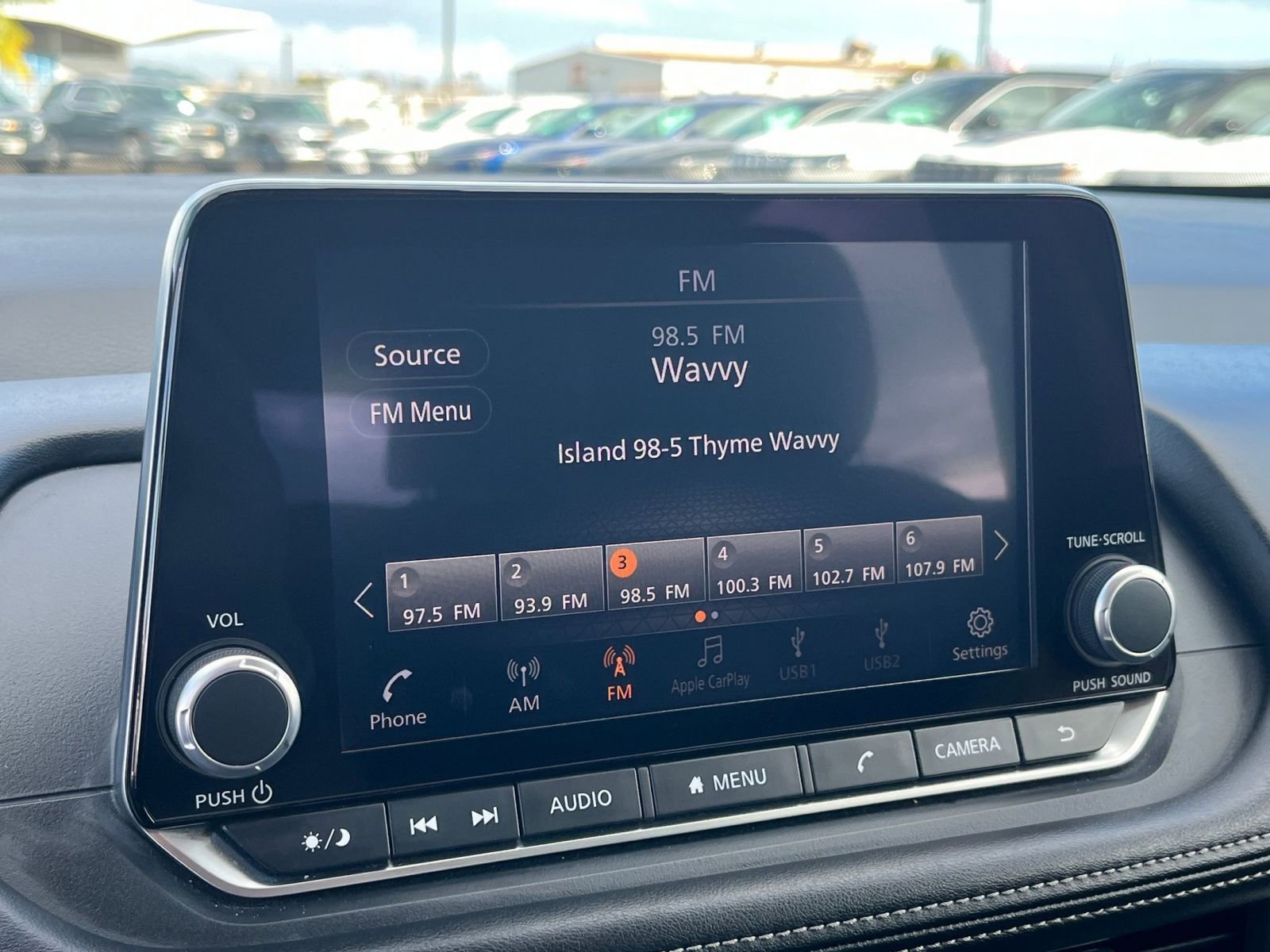 Used 2025 Nissan Rogue SV image 17