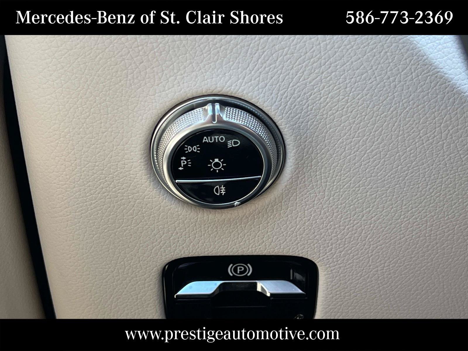 Used 2023 Mercedes-Benz GLC 300 4MATIC image 35