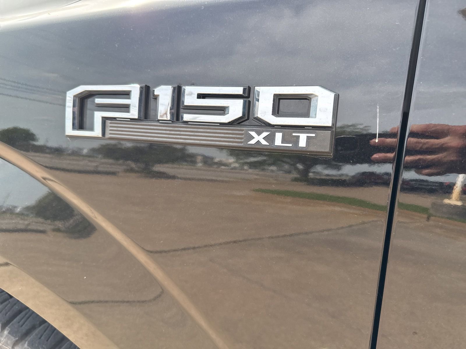 Used 2020 Ford F150 XLT w/ Equipment Group 302A Luxury image 12