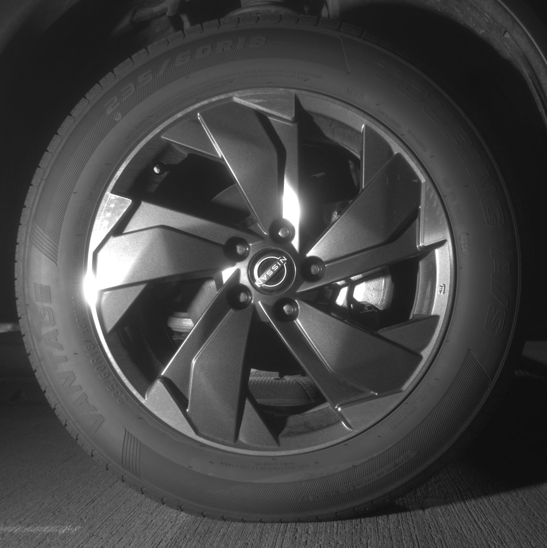 Used 2025 Nissan Rogue SV image 13