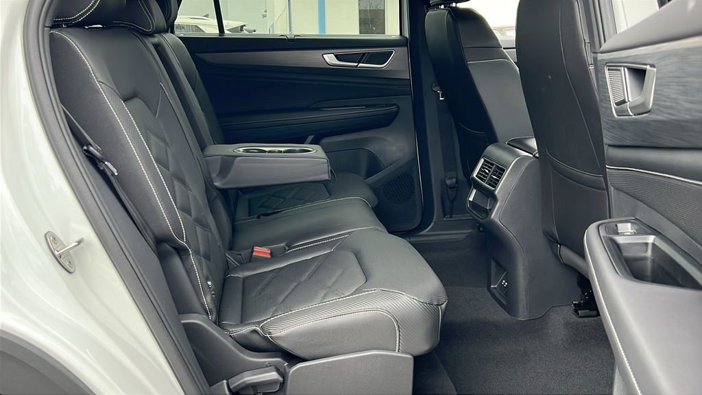 New 2026 Volkswagen Atlas Cross Sport SE image 13