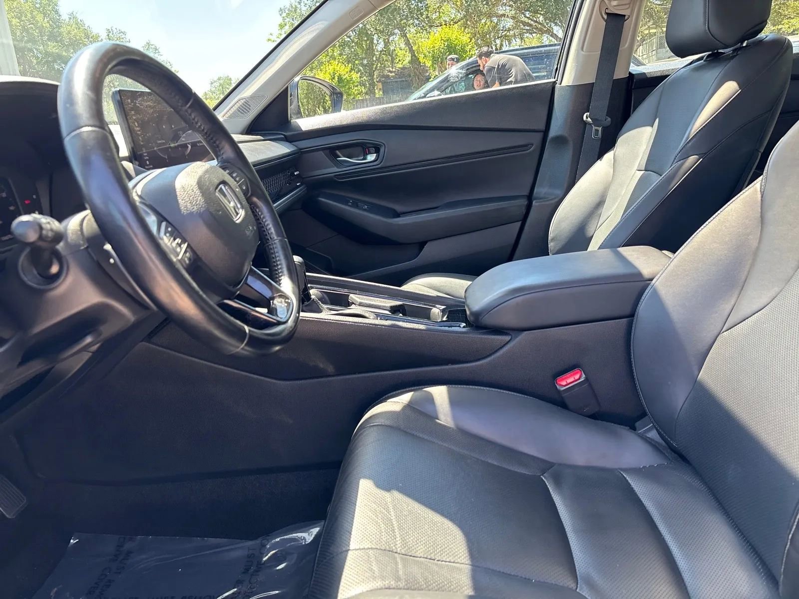 Used 2025 Honda Accord EX-L image 10