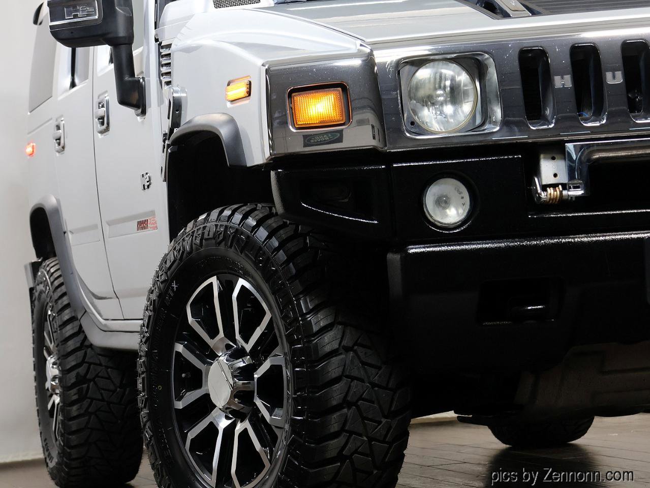 Used 2003 HUMMER H2 w/ Preferred Equipment Group image 4